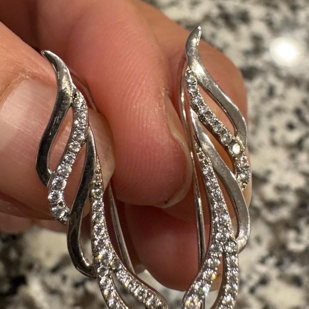 Elegant Silver Crystal Earrings - Picture 9 of 9